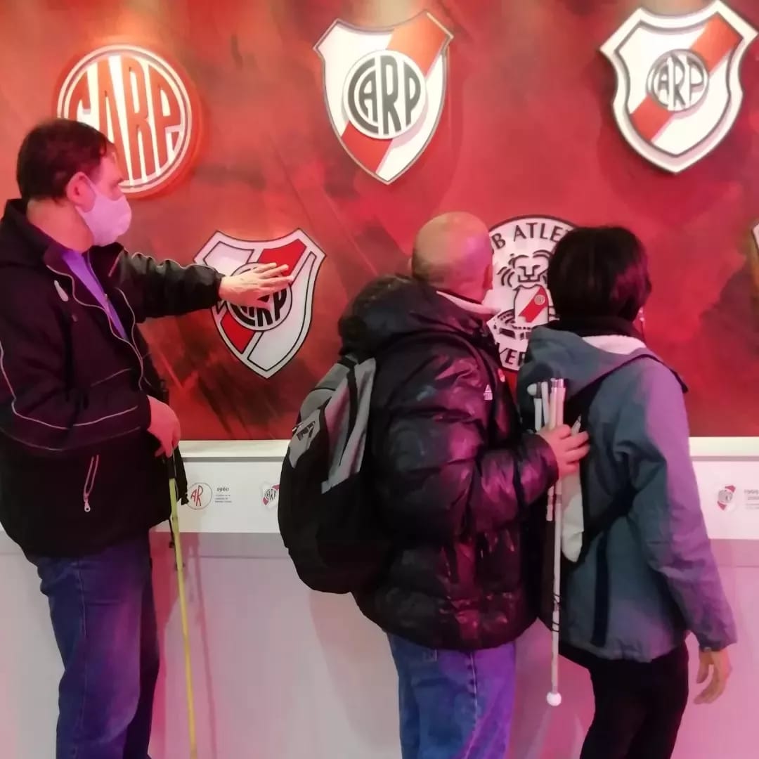 Visita al museo River